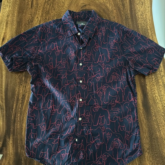 Bonobos Shirt Men Button Down L Short Sleeve Slim Fit Red Gorilla Print - Picture 1 of 3
